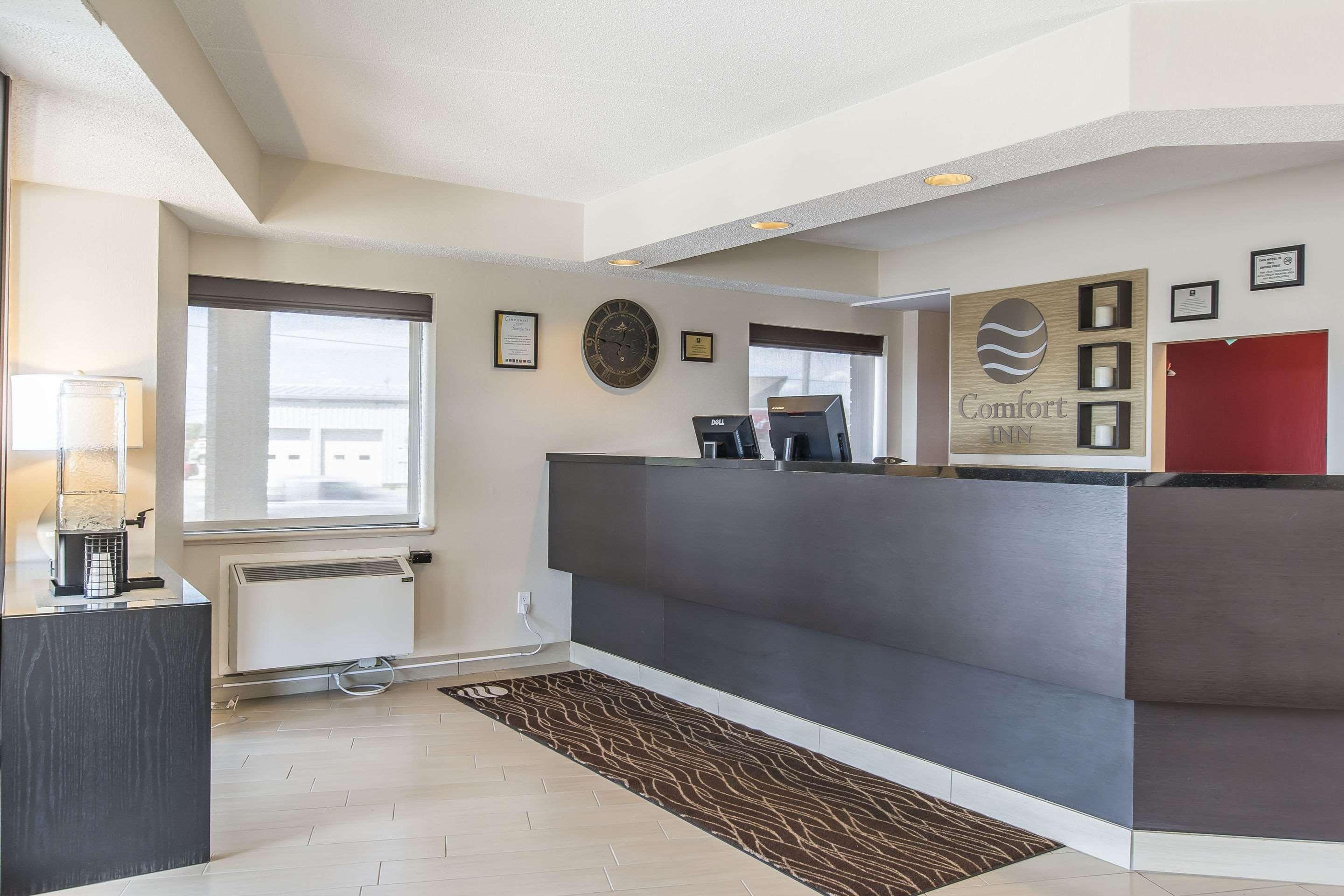 Comfort Inn Kapuskasing Exteriör bild